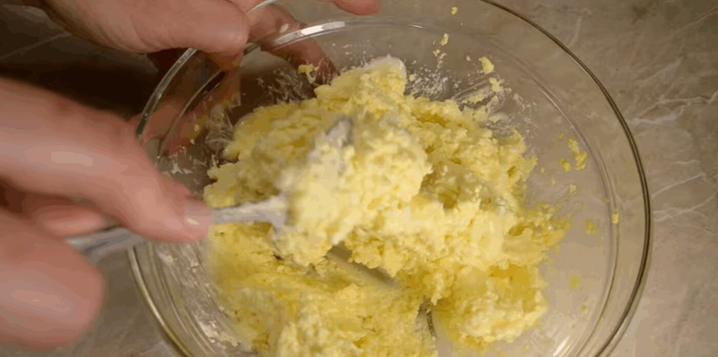 Як зробити єврейський салат, щоб не чистити варені яйця