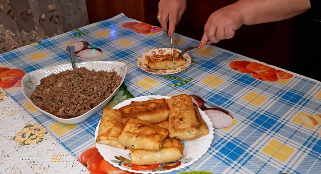 Цю начинку моя сестра готує для пиріжків, млинців і вареників: всього 5 хвилин, а смакота неймовірна 