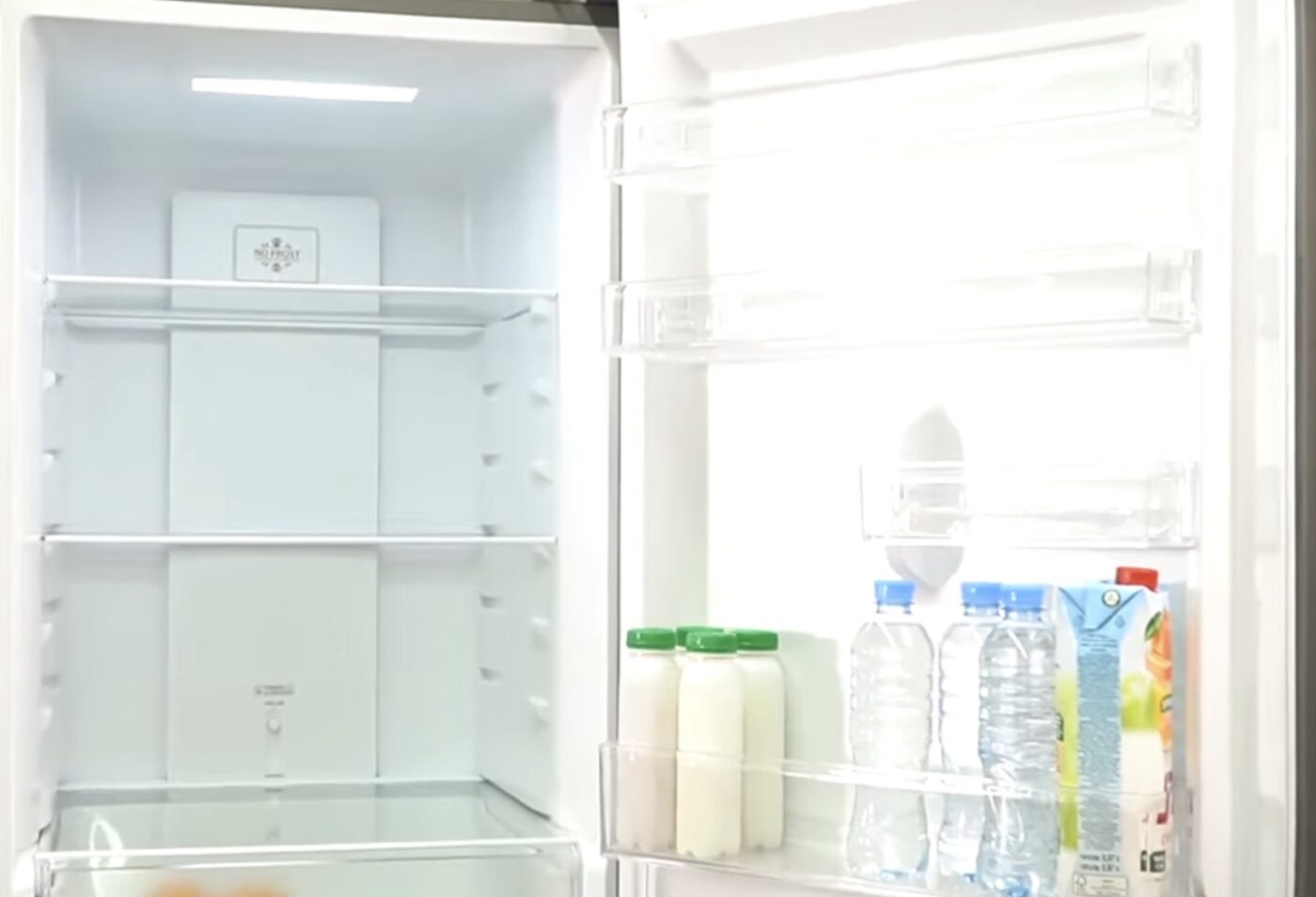 Один перевірений метод усунення запаху в холодильнику