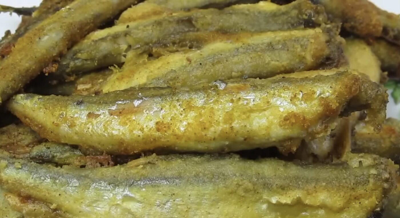  Як прибрати сторонні запахи під час смаження мойви