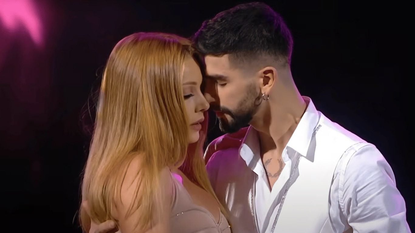 У мережі з'явилась інформація, ніби українська співачка Тіна Кароль – коханка танцівника Дмитра Жука