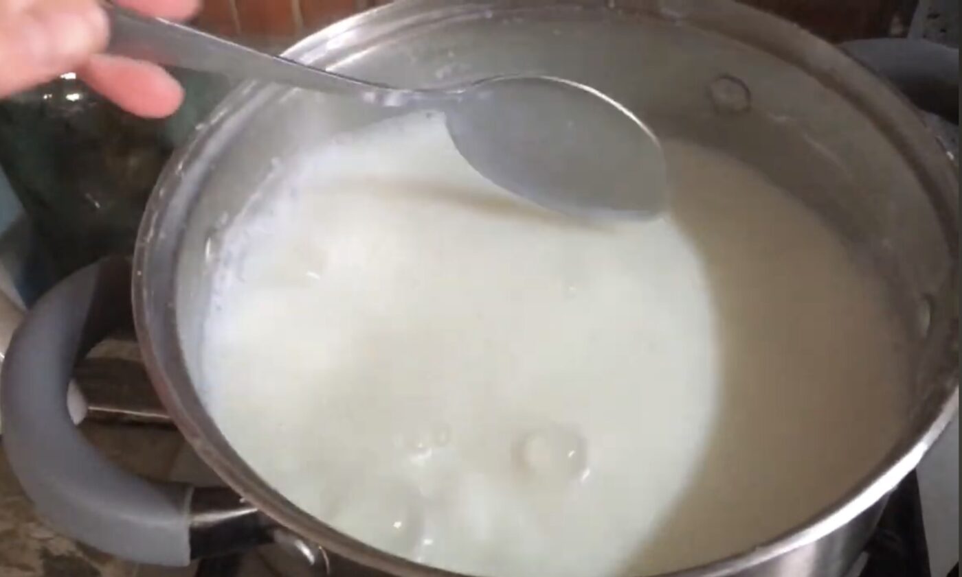 Що зробити, аби молоко не пригорало