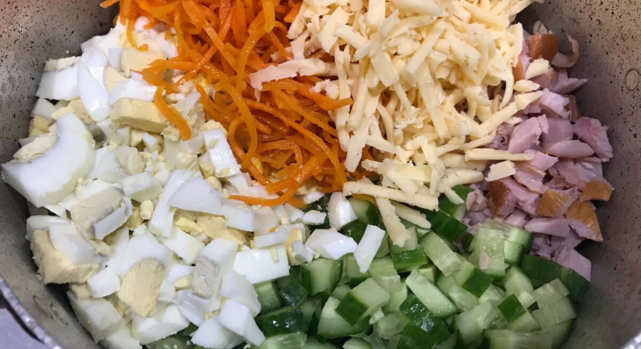 Цей рецепт – заряджений на удачу в 2026 році: всі господині мають поставити його на новорічний стіл 