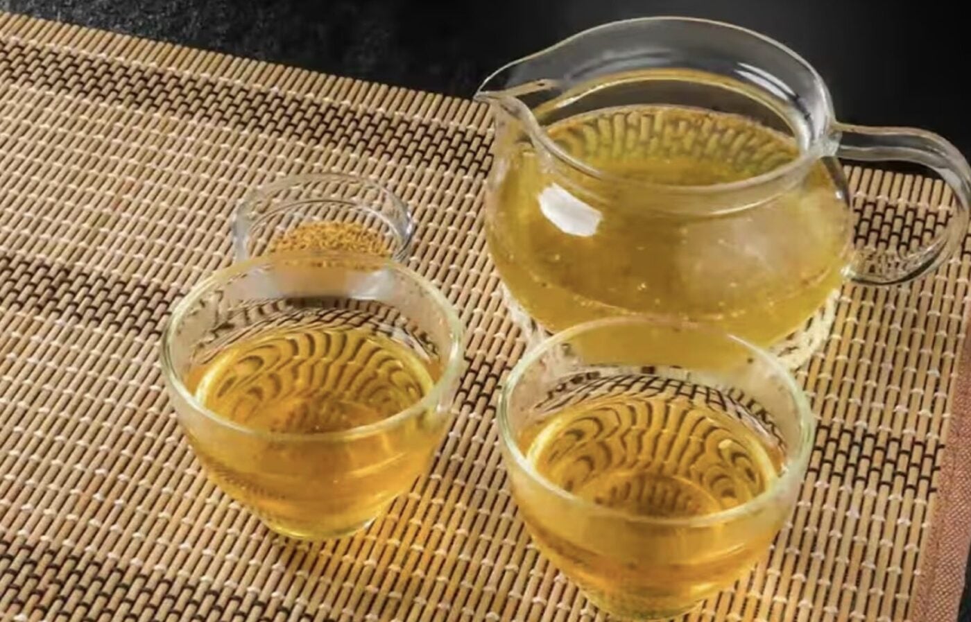 Який чай краще пити, замість чорного й зеленого