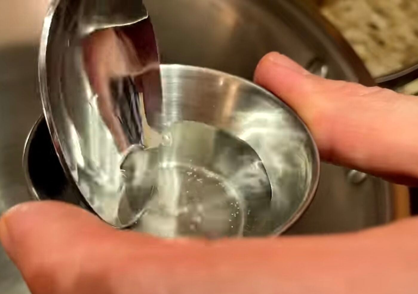 Як підготувати сковорідку до смаження