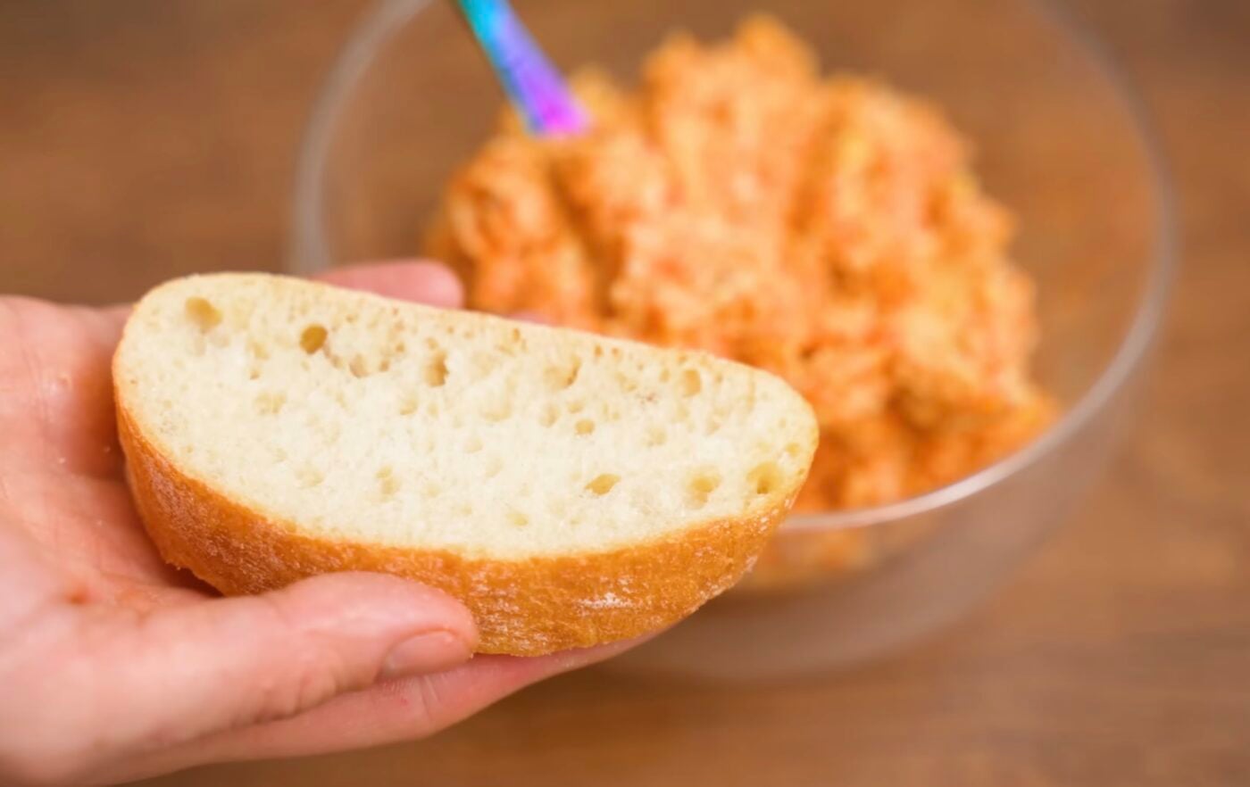 Рецептом смачної та бюджетної закуски