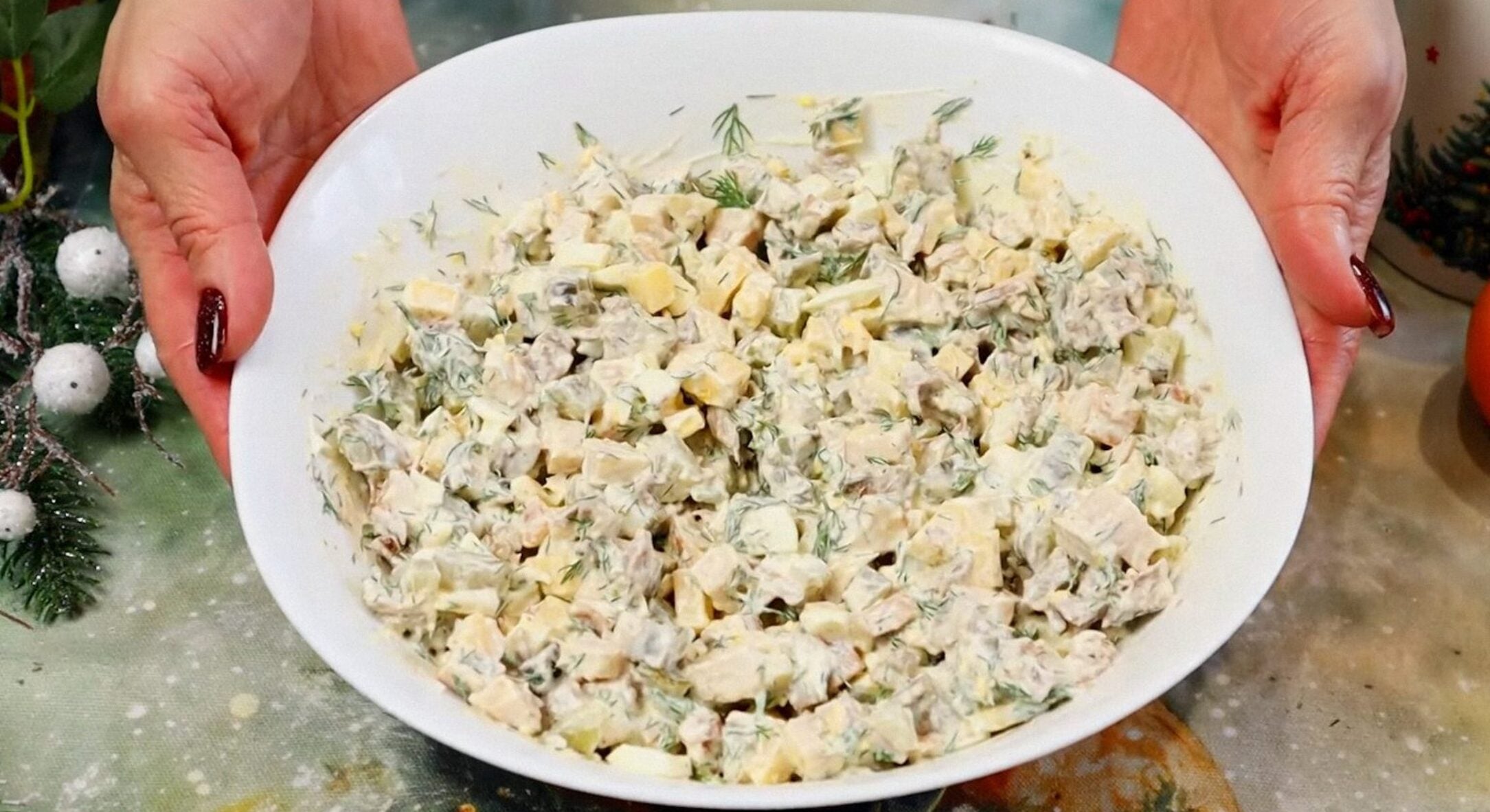 Салат “Кентавр” – хіт цього святкового сезону: готую на Новий рік 2026 головного м’ясного конкурента олів’є 