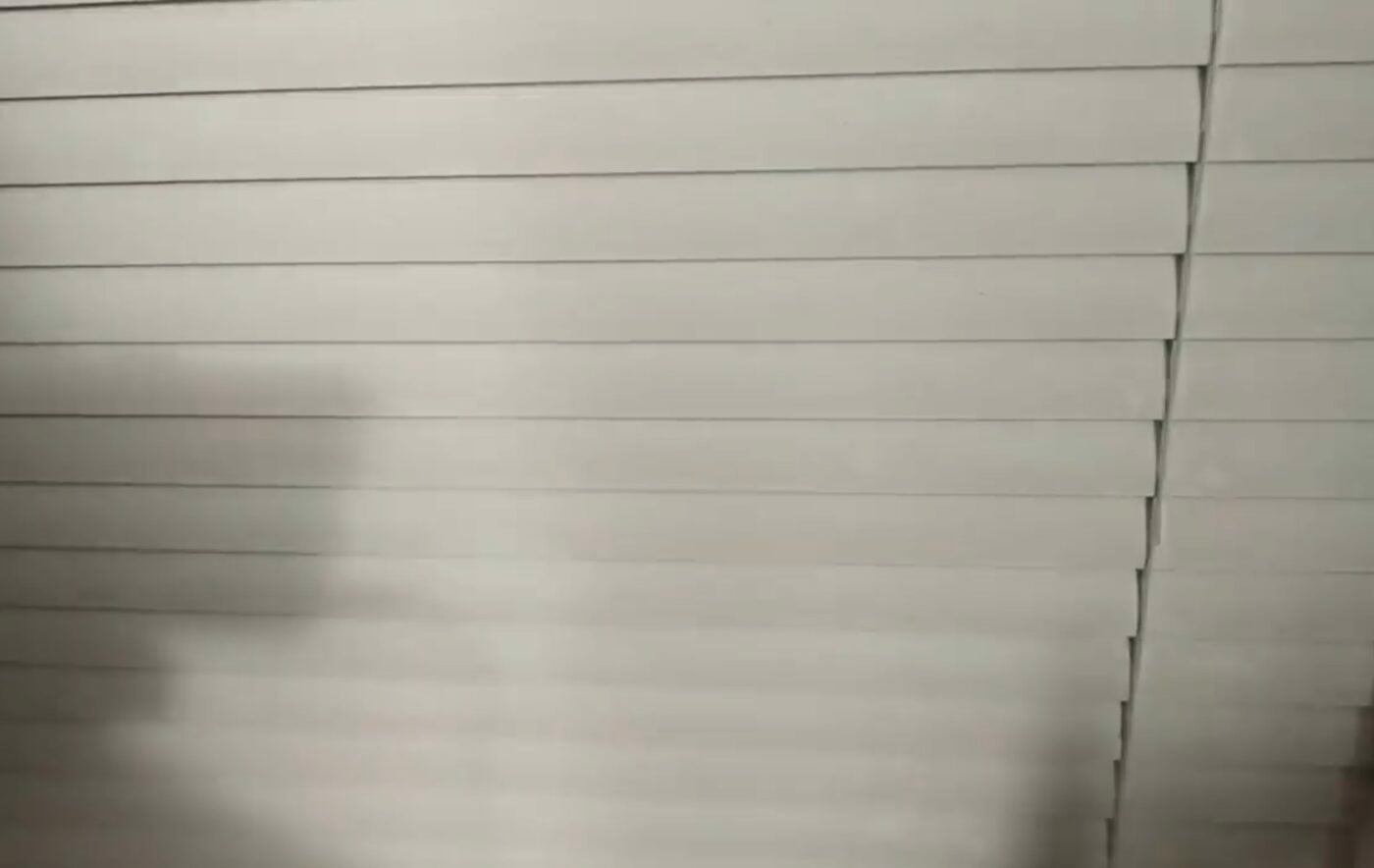 Як швидко та просто помити жалюзі