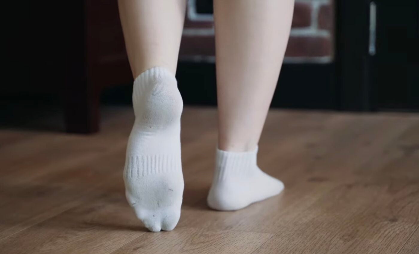 Як відбілити брудні шкарпетки