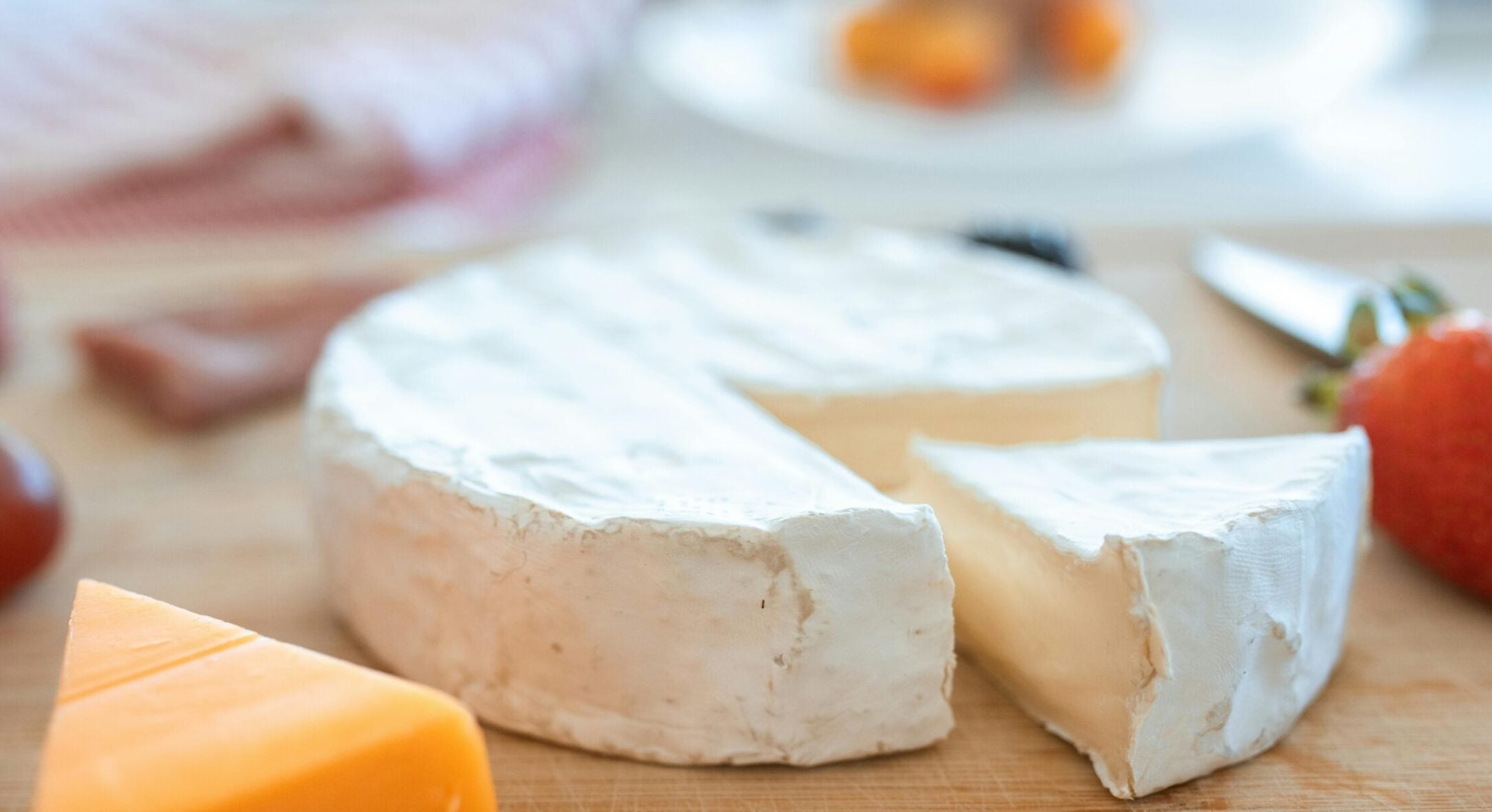 Цей сир їм навіть на дієті 7 разів на тиждень: мінімум калорій – максимум користі 