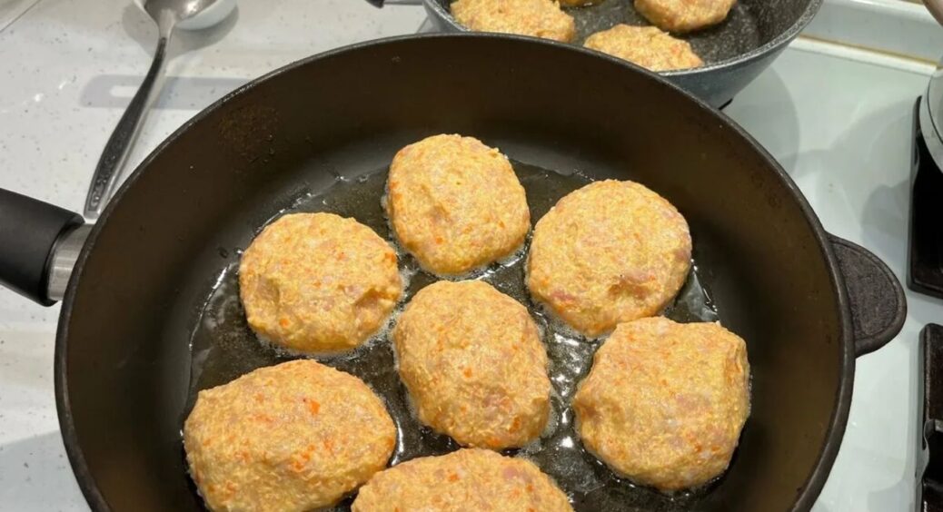 За допомогою 1 простого продукту навчилась “виводити” будь-який запах — від риби до смажених котлет: секрет 