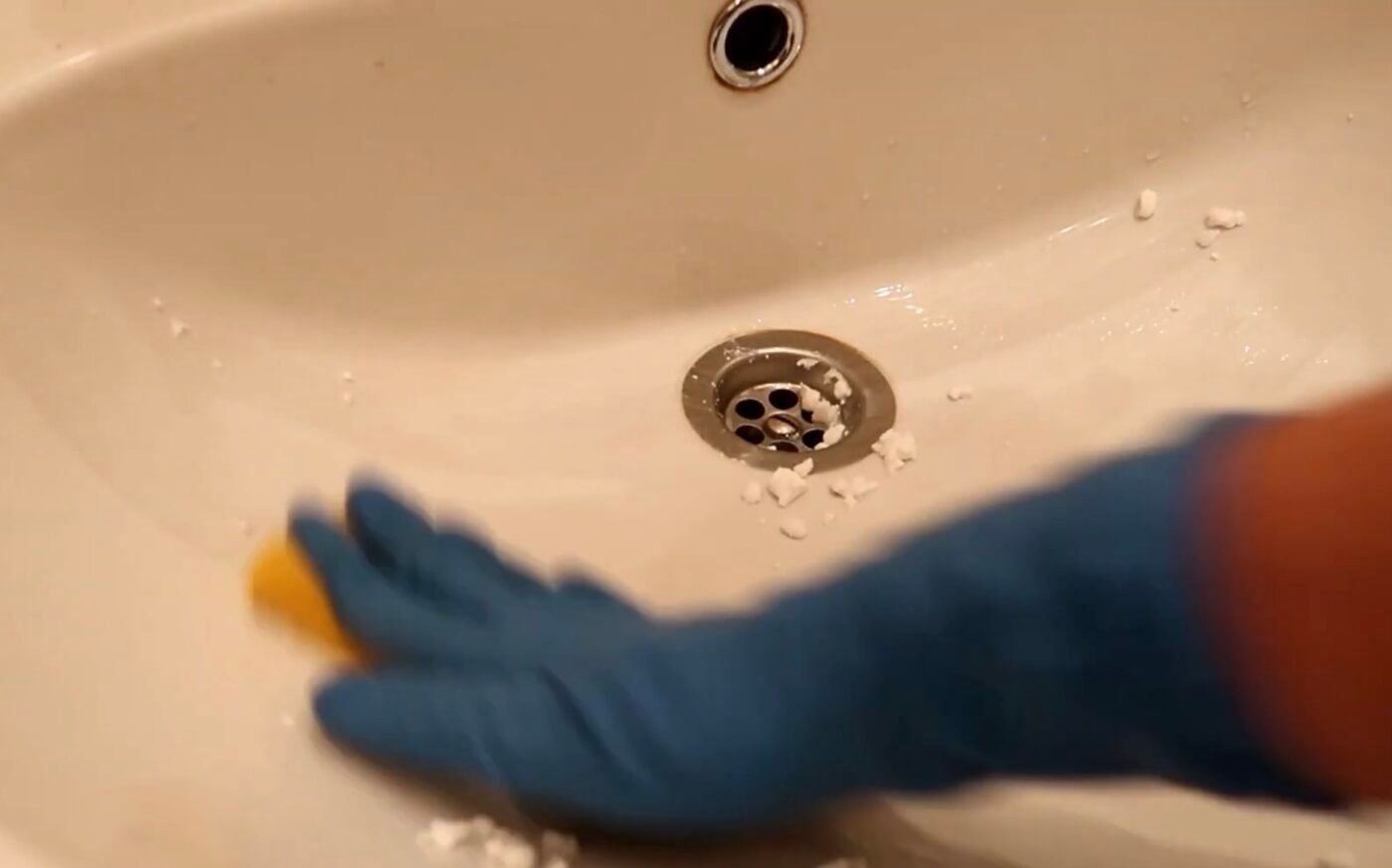 Як відбілити стару раковину