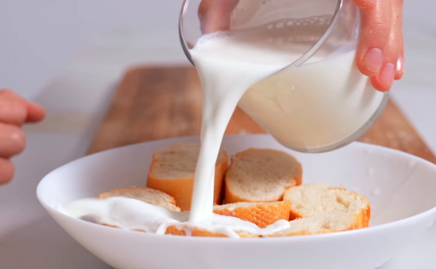 Зайвий інгредієнт у фарші для котлет. Фото: YouTube Alina FooDee