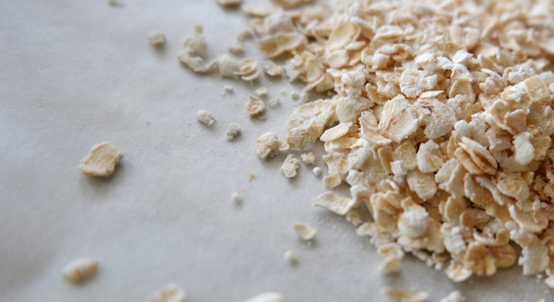 Ми роками псували вівсянку: 1 помилка, яка швидко перетворює корисну кашу на шкідливий швидкий вуглевод 