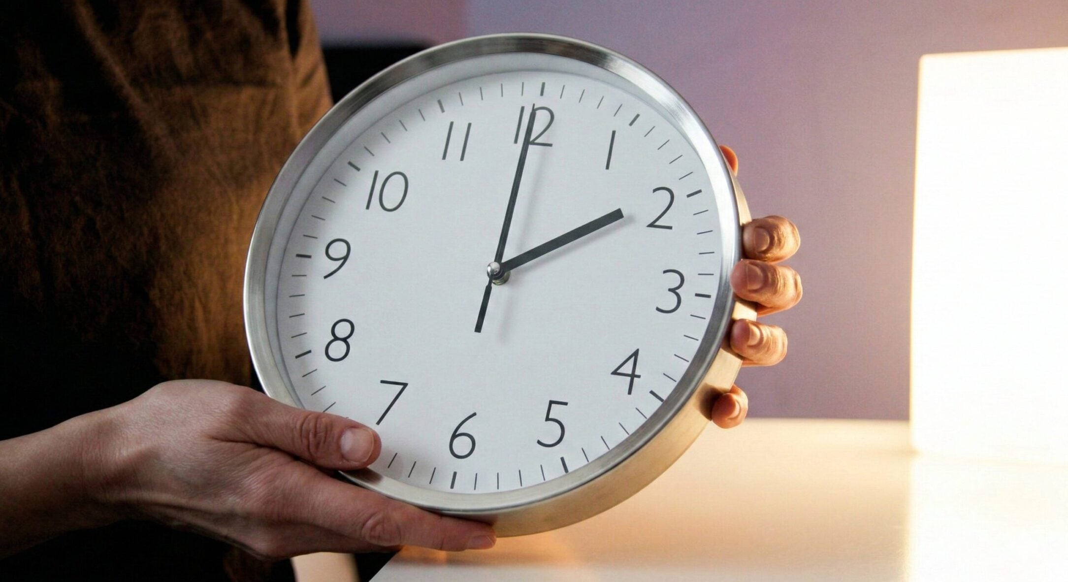 Перехід на літній час 2026: коли переводити стрілки годинника і чому закон про скасування досі не підписаний 