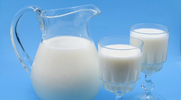 Лікарі розповіли, як кефір на ніч впливає на нирки Фото: Pexels